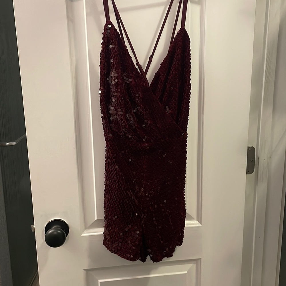 Romper never worn velvet